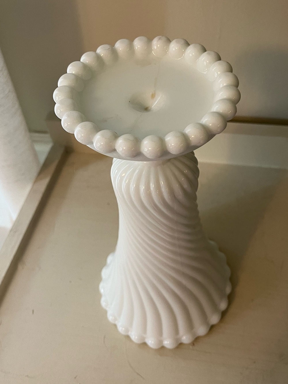 Vintage WESTMORELAND Vase Swirl and Ball Pattern Flared Milk Glass Pedestal Vase - Picture 4 of 13